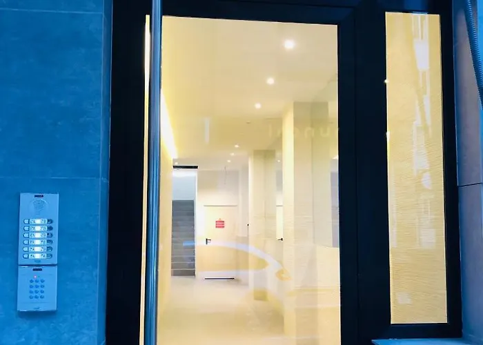 Deluxe Strada 아파트 *